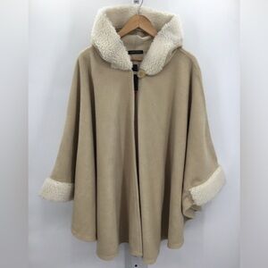 Parkhurst Women’s Faux Fur Cape, Color: Tan, Size: OS